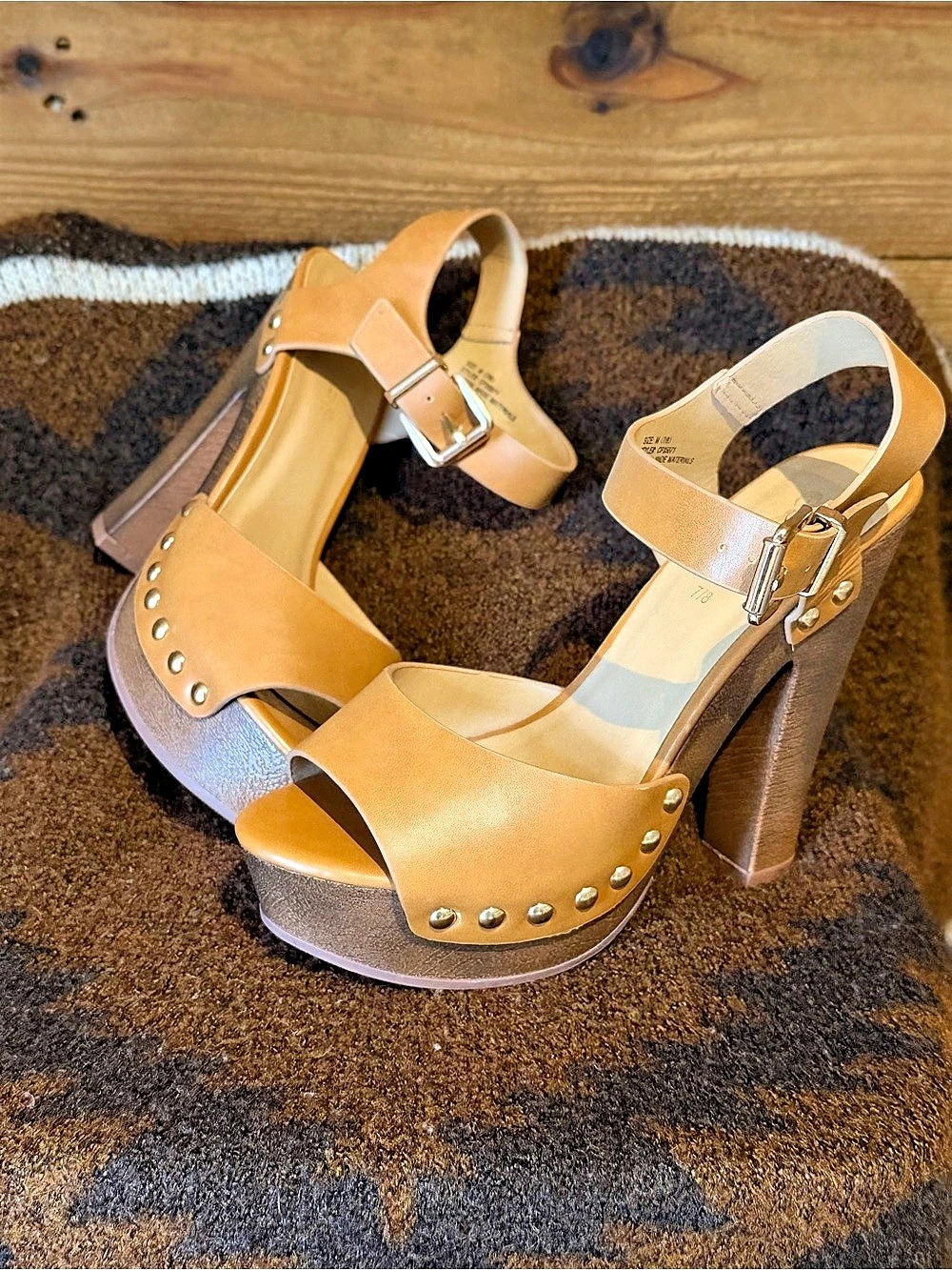 etc. Studded Platform Heels Brown Size M (7/8)